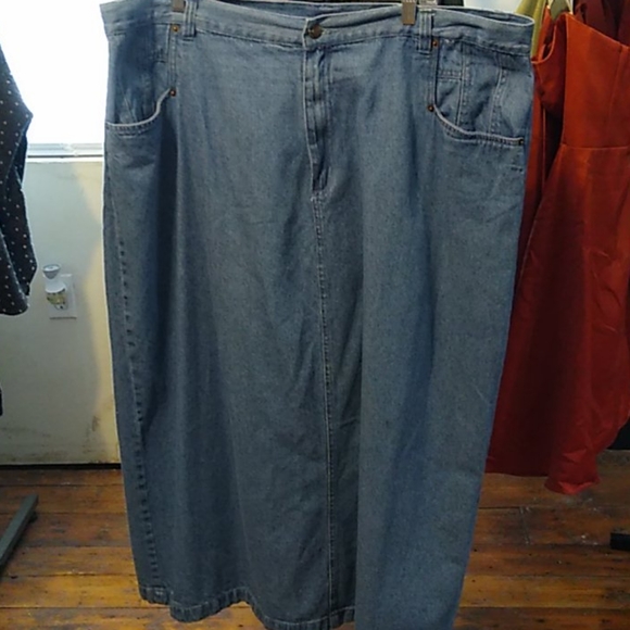 Bridgewater Studio Dresses & Skirts - Bridgewater Studio Denim Maxi Skirt Size 22WT